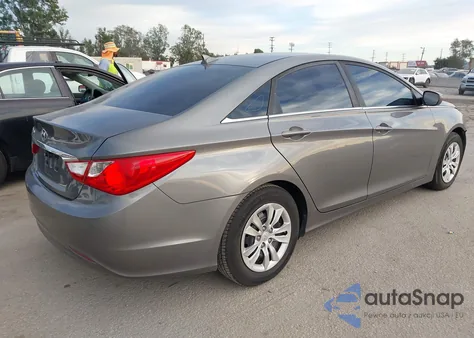 2012 Hyundai Sonata Gls z USA, uszkodzony, nr VIN 5NPEB4AC4CH492832